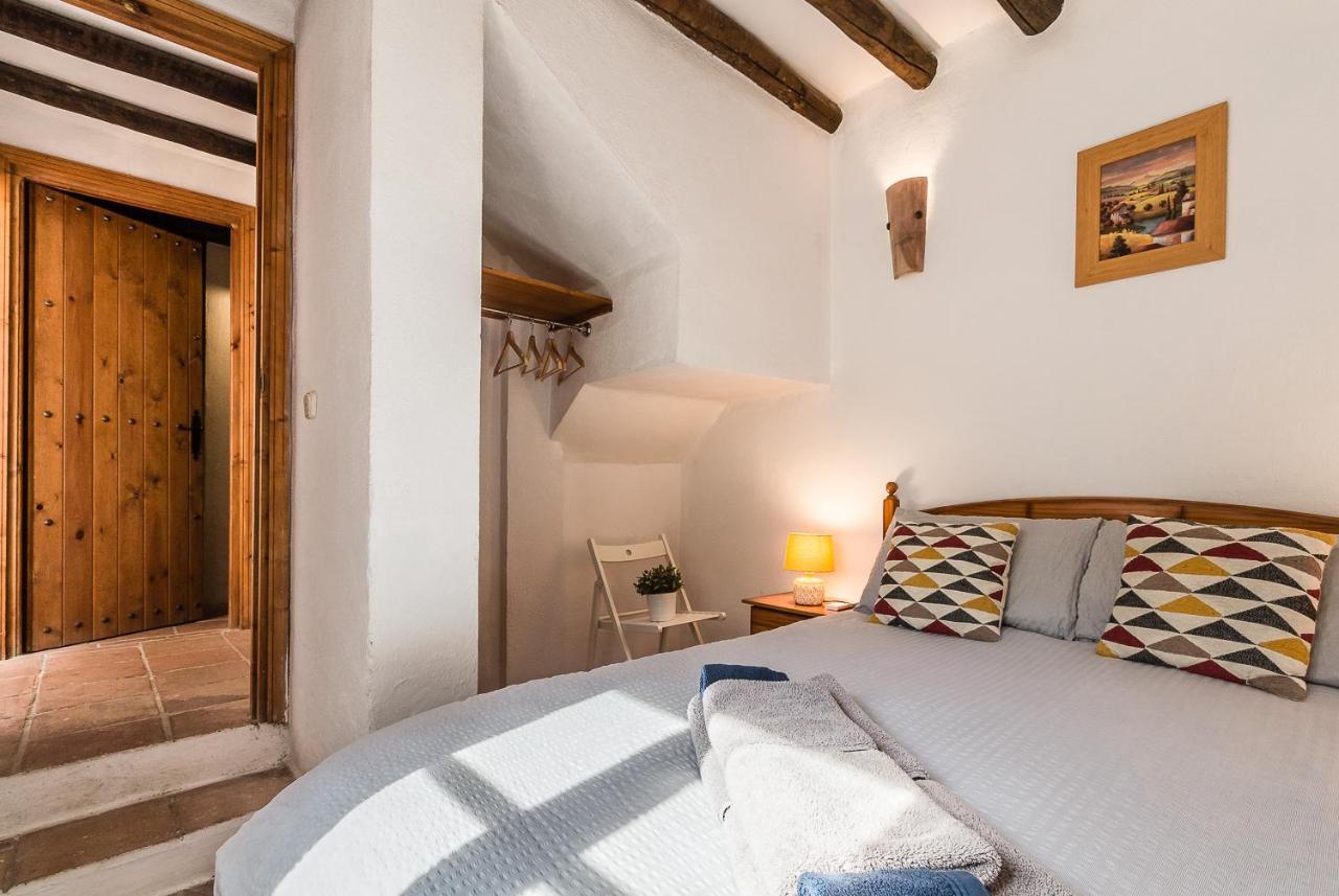 Casa Luna - 16Th Century Traditional Spanish Village House Pinos del Valle Exterior photo